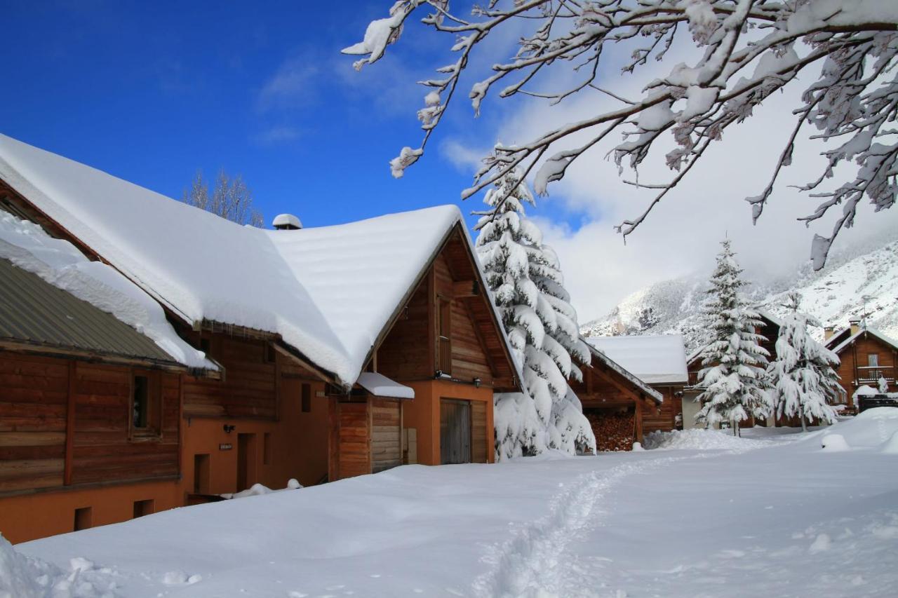Le Gouroùn Hameau des Chazals Nevache Hautes Alpes Exterior foto